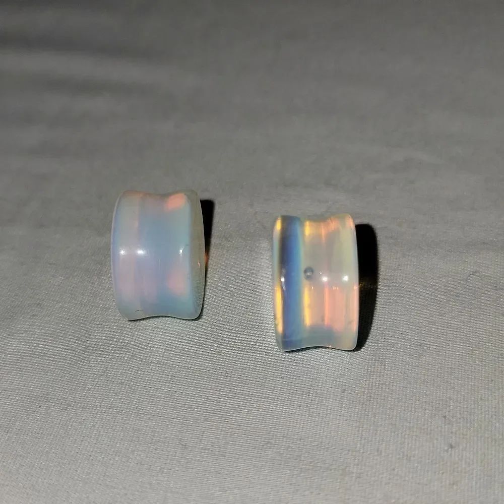 ½ plugs - Picture 3 of 3